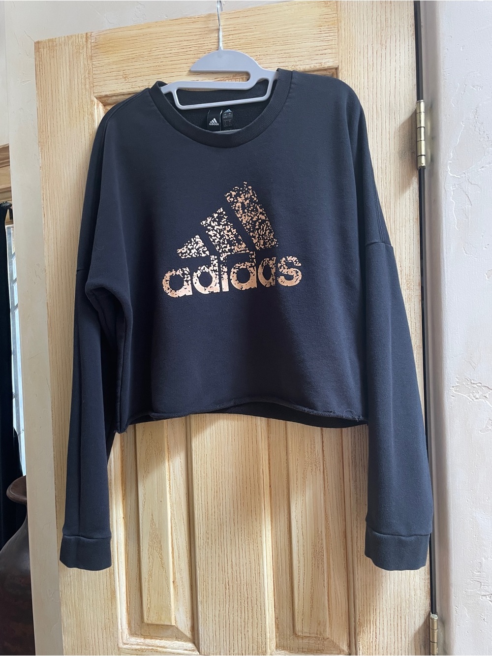 Adidas cropped sweatshirt copper bronze logo
